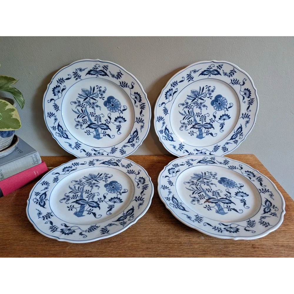 Set of 4 Blue Danube Vintage Dinner Plates Blue Onion Floral 10.375
